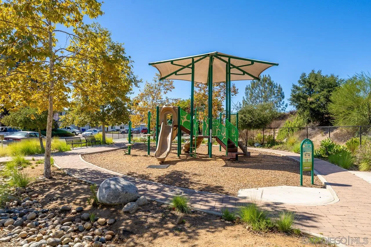 https://cdn.realtyfeed.com/cdn/127/260024204/229cfccb06552751f8928d1338f3339e.webp