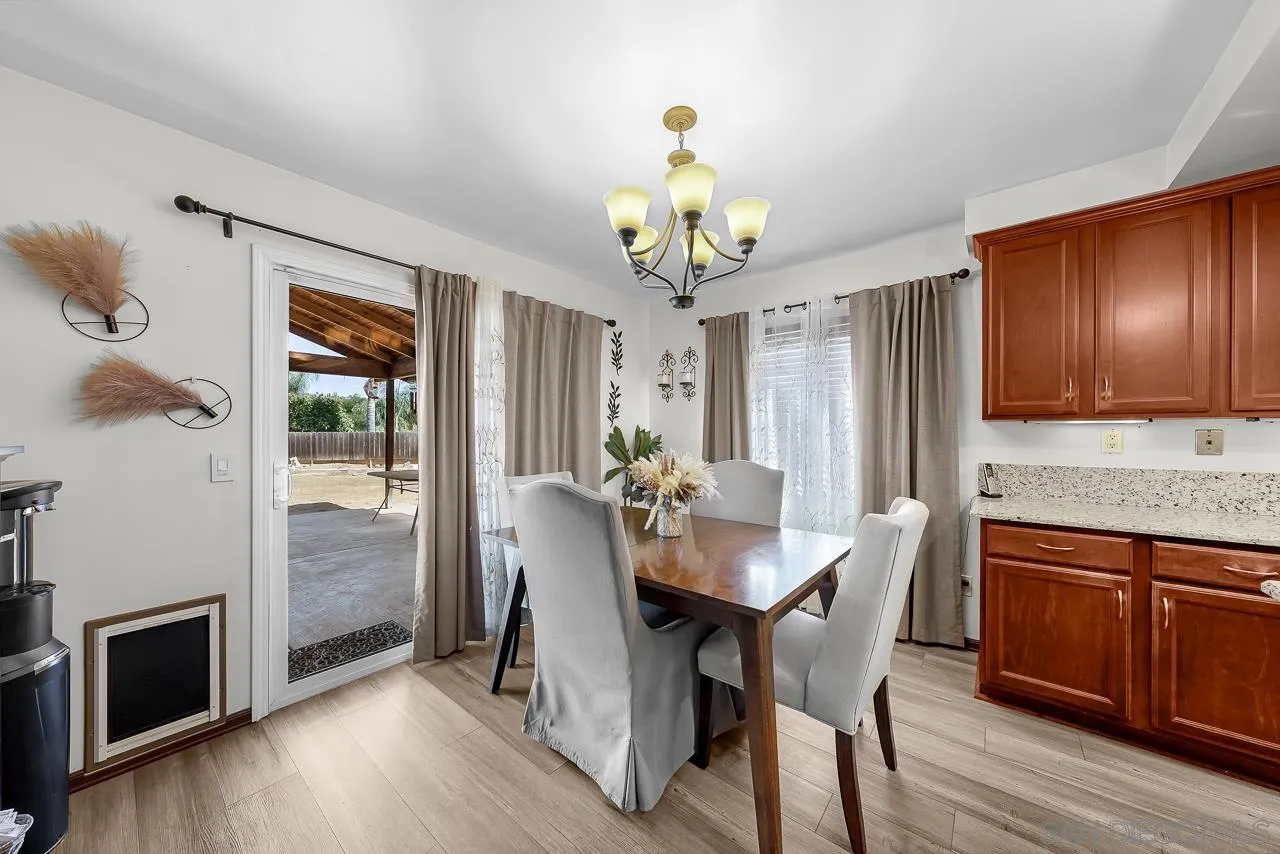 https://cdn.realtyfeed.com/cdn/127/260024204/9e13ff6da53f16b27c84de4af375da46.webp