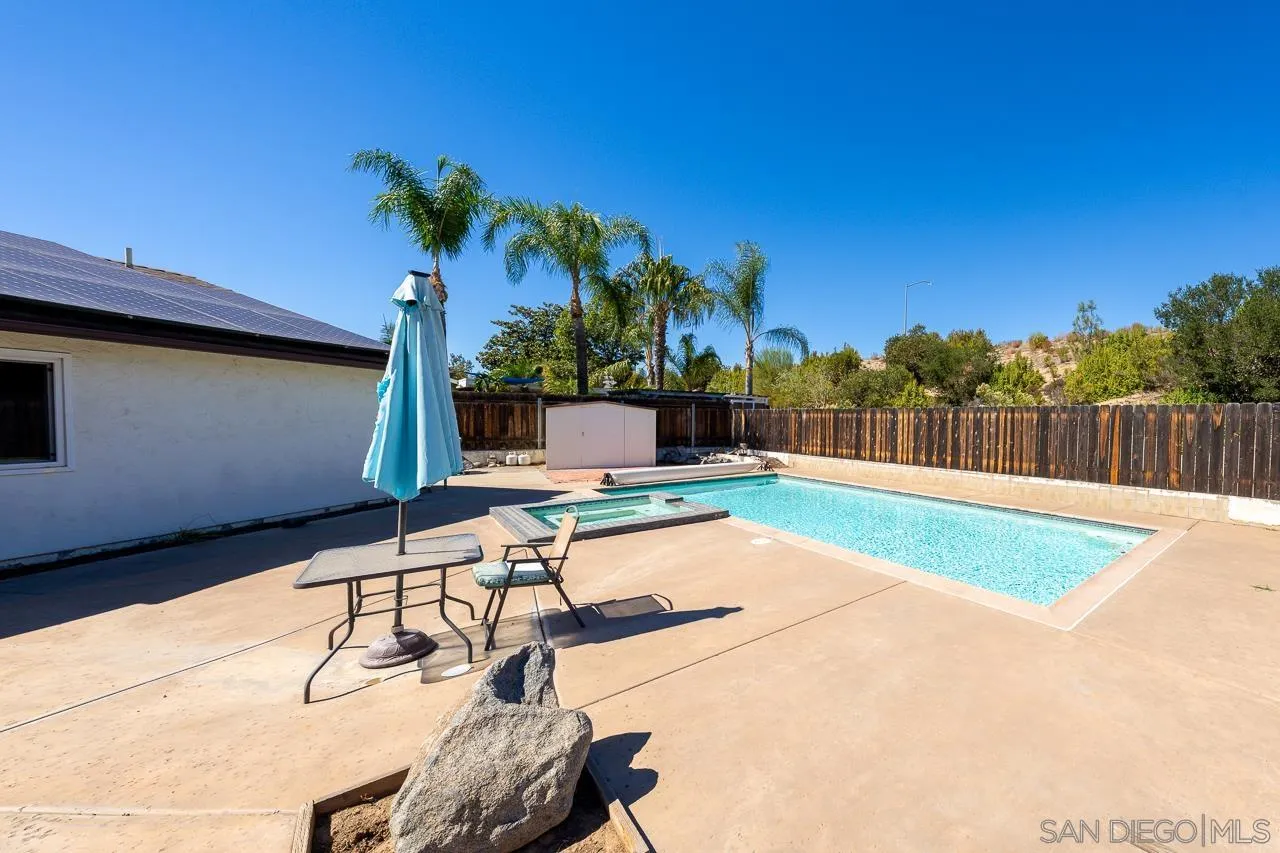 https://cdn.realtyfeed.com/cdn/127/260024204/bb42f419de1bcb98d829677fcba39e24.webp