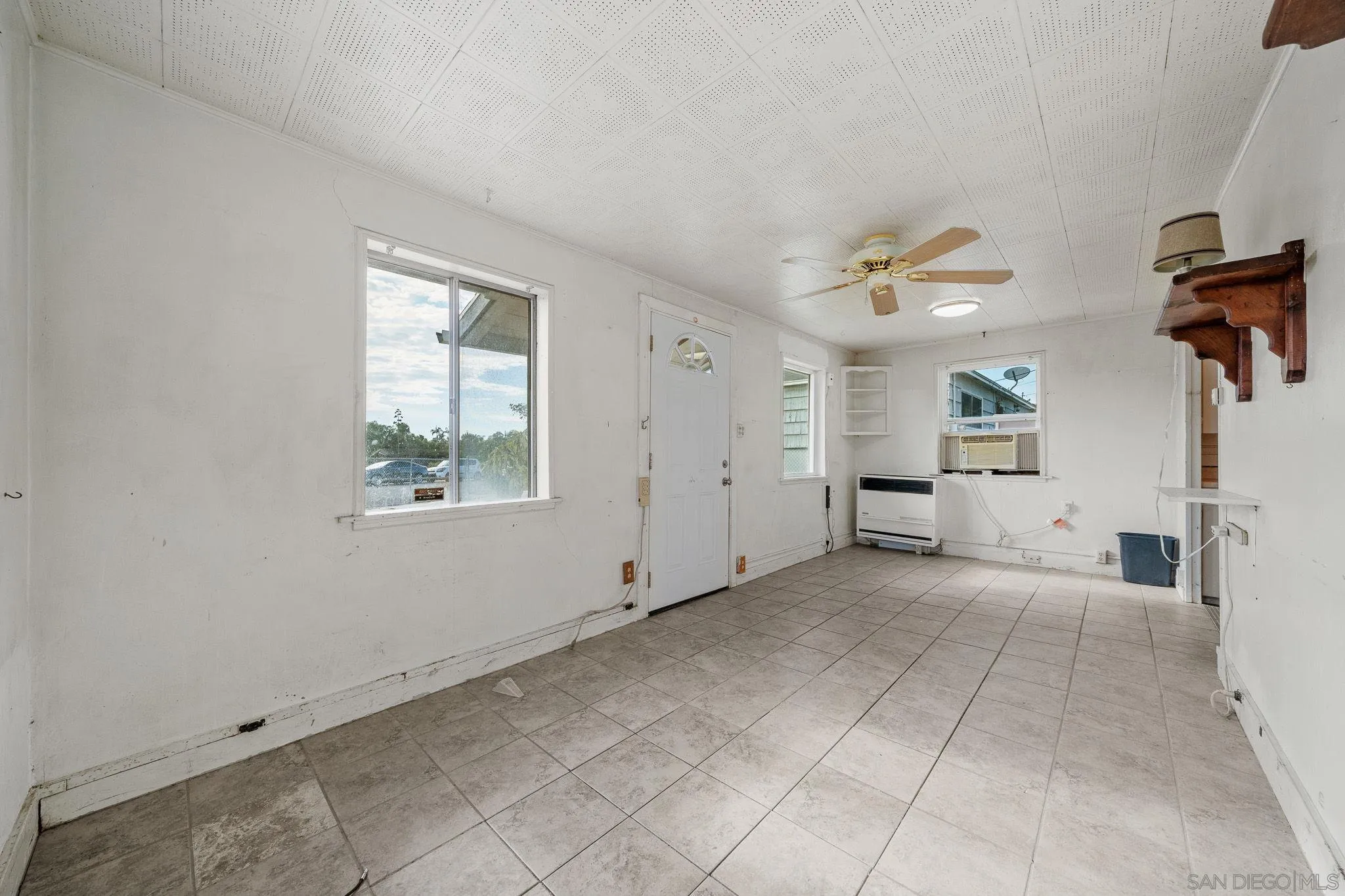 https://cdn.realtyfeed.com/cdn/127/260024208/a562692e7d226e71172b0b4cd0ae0c46.webp