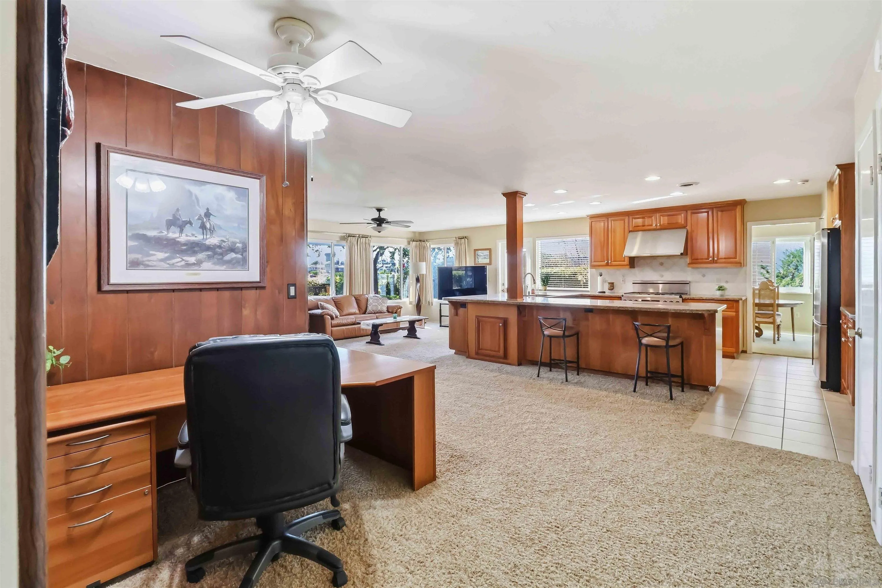 https://cdn.realtyfeed.com/cdn/127/260024213/65266d8019d21d7fa0141ebabfc08c04.webp