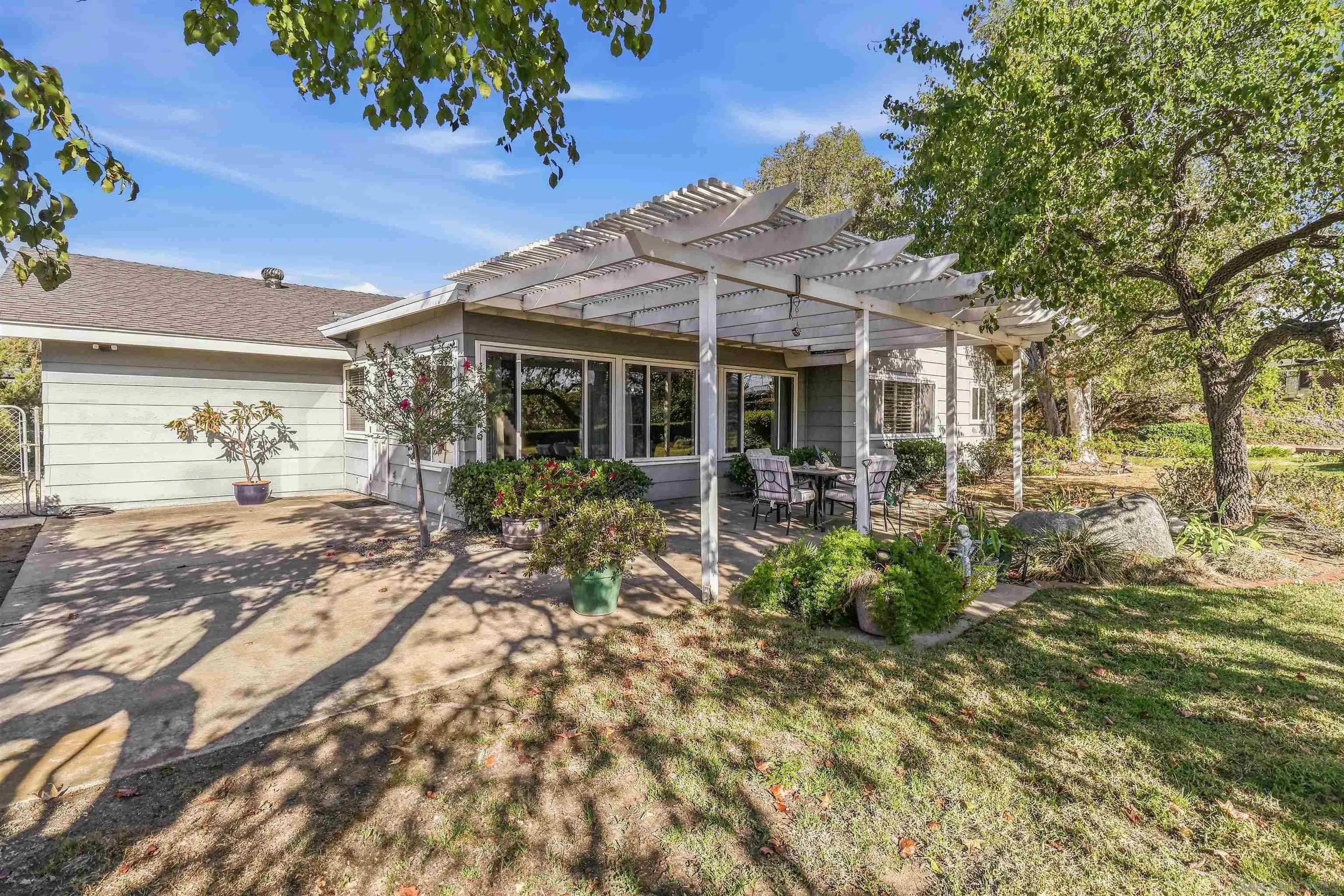 https://cdn.realtyfeed.com/cdn/127/260024213/ddbef92a44960d53ed77c59afa27e9fb.webp