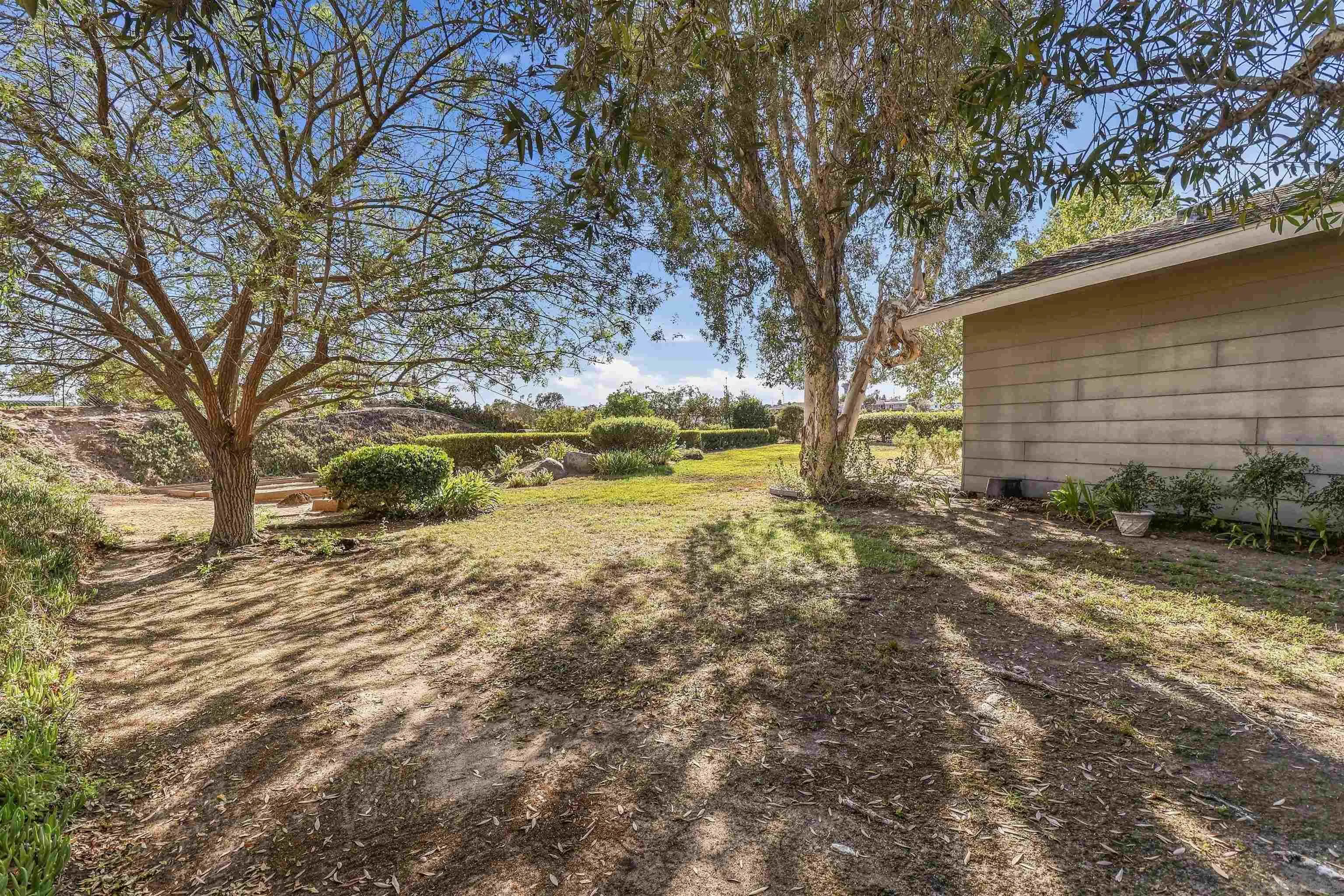 https://cdn.realtyfeed.com/cdn/127/260024213/eb49df949fd03b93a632a051691356a0.webp