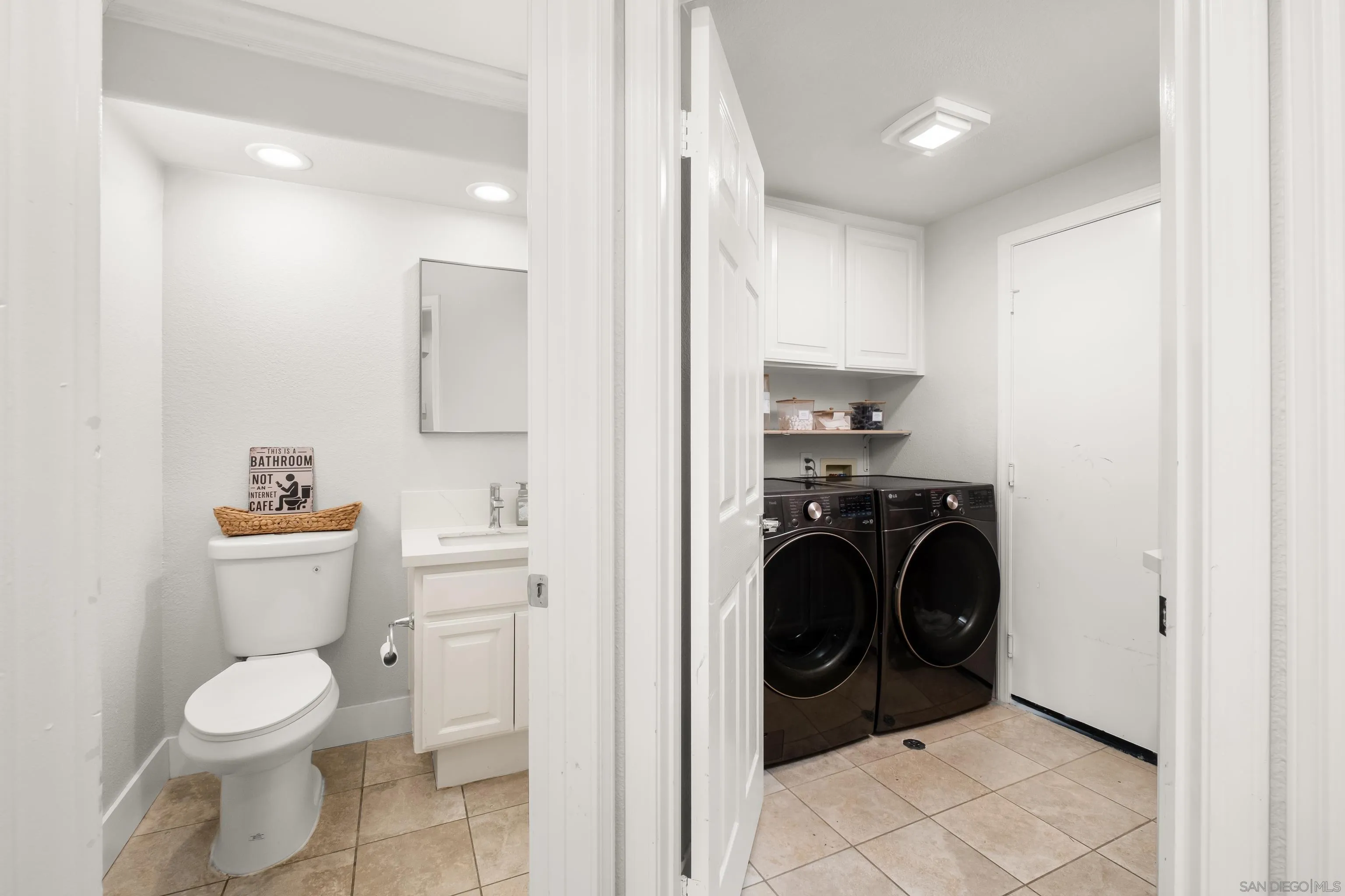 https://cdn.realtyfeed.com/cdn/127/260024215/211a744e623213ddebeb4aba0ec37f52.webp