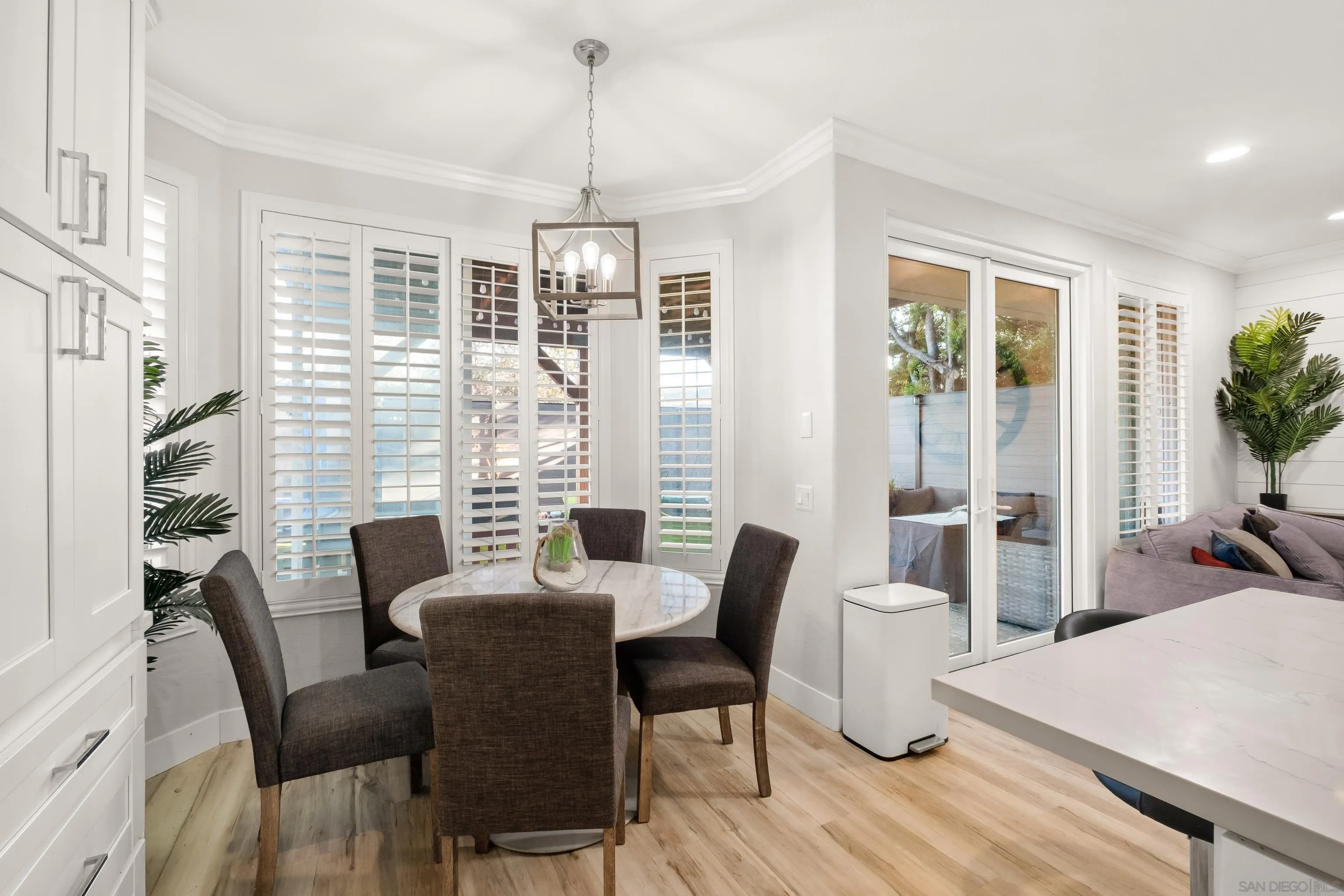 https://cdn.realtyfeed.com/cdn/127/260024215/c08aad7cf86aa63d542fb92d056cb9a8.webp