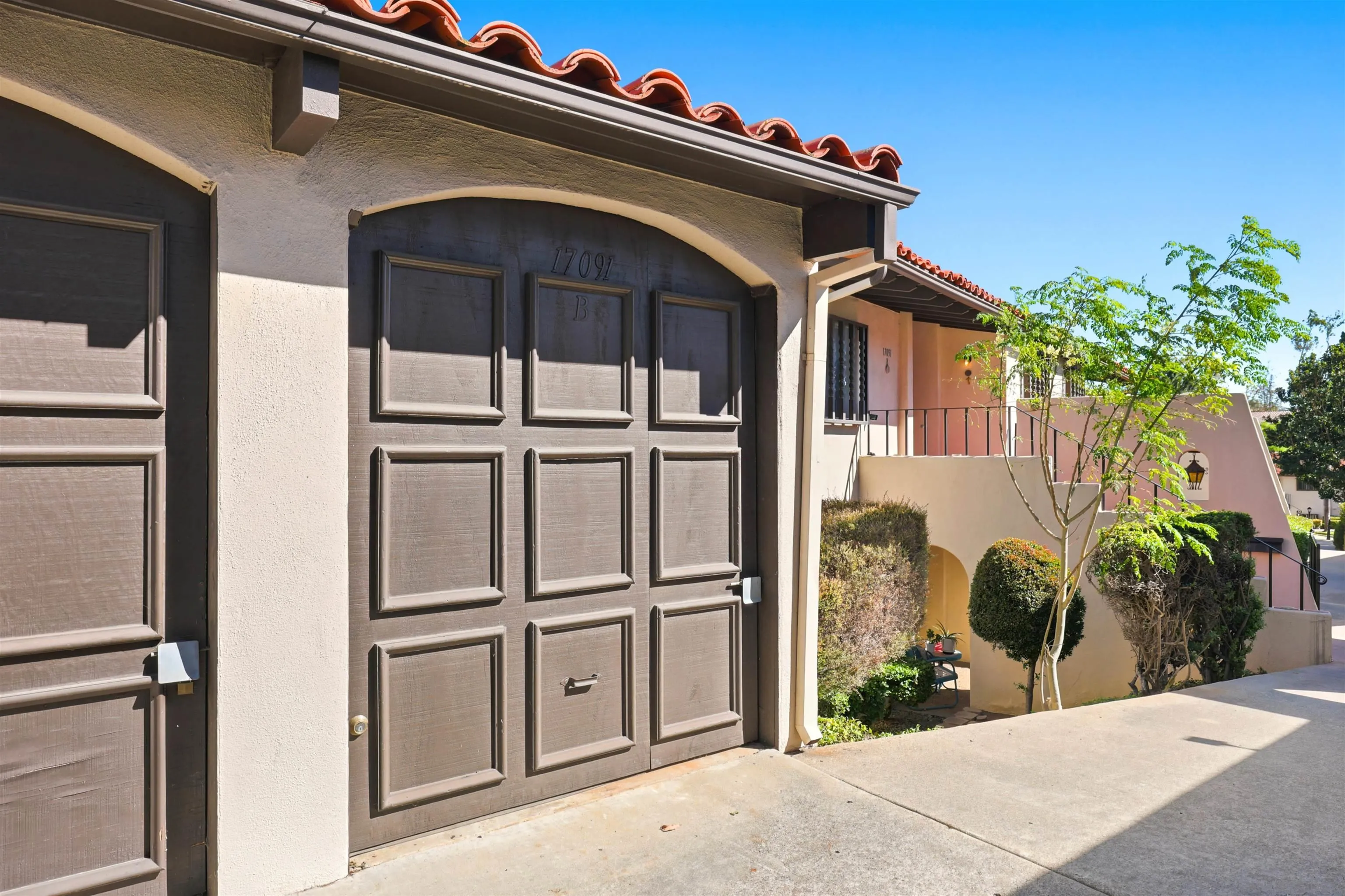 https://cdn.realtyfeed.com/cdn/127/260024220/a78d0ae2fbdbd159cf1aefc3ab9dd5fc.webp