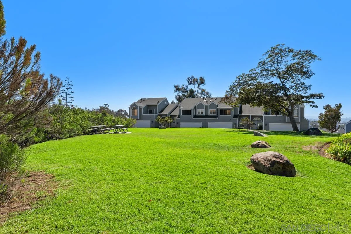 https://cdn.realtyfeed.com/cdn/127/260024222/004233bf3657116b6bf7975ec49996e4.webp