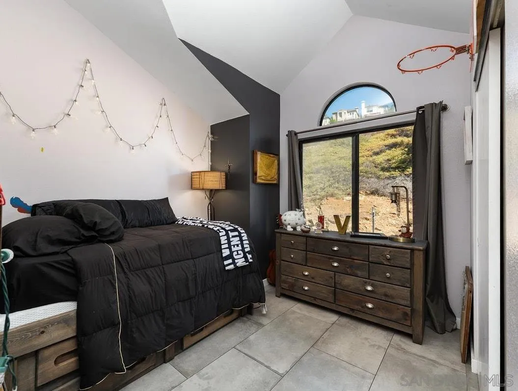 https://cdn.realtyfeed.com/cdn/127/260024222/517f4b393c02366ae4a30244177a4bf8.webp