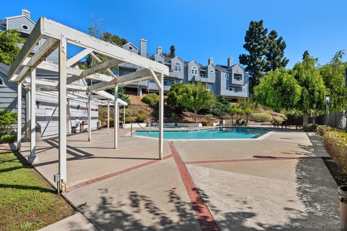 https://cdn.realtyfeed.com/cdn/127/260024222/c234c7293afb6ee8ab95b73b7d7417ff.webp