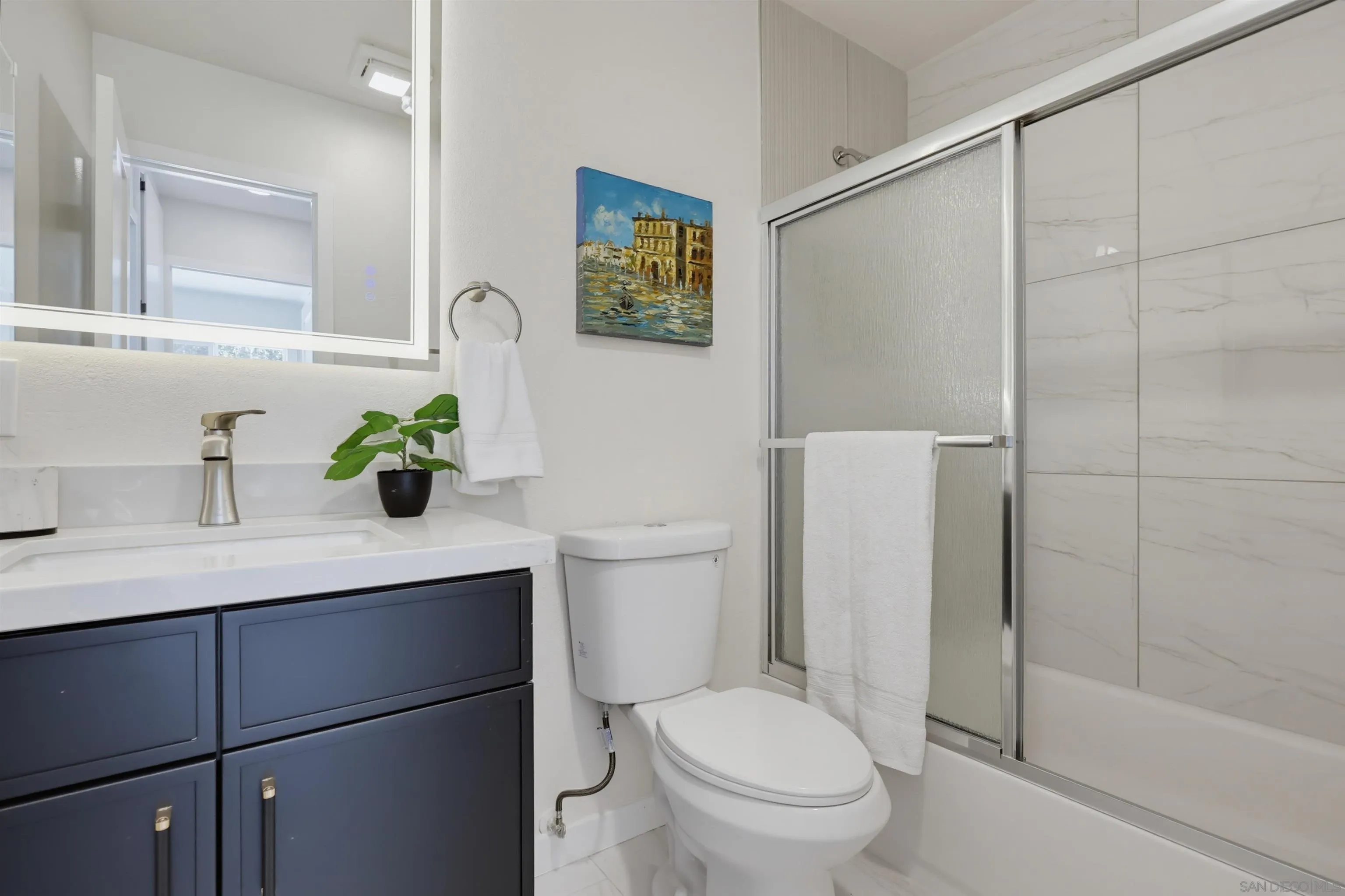 https://cdn.realtyfeed.com/cdn/127/260024223/9790c161cb9955c8fe1195bd0fba4a0d.webp