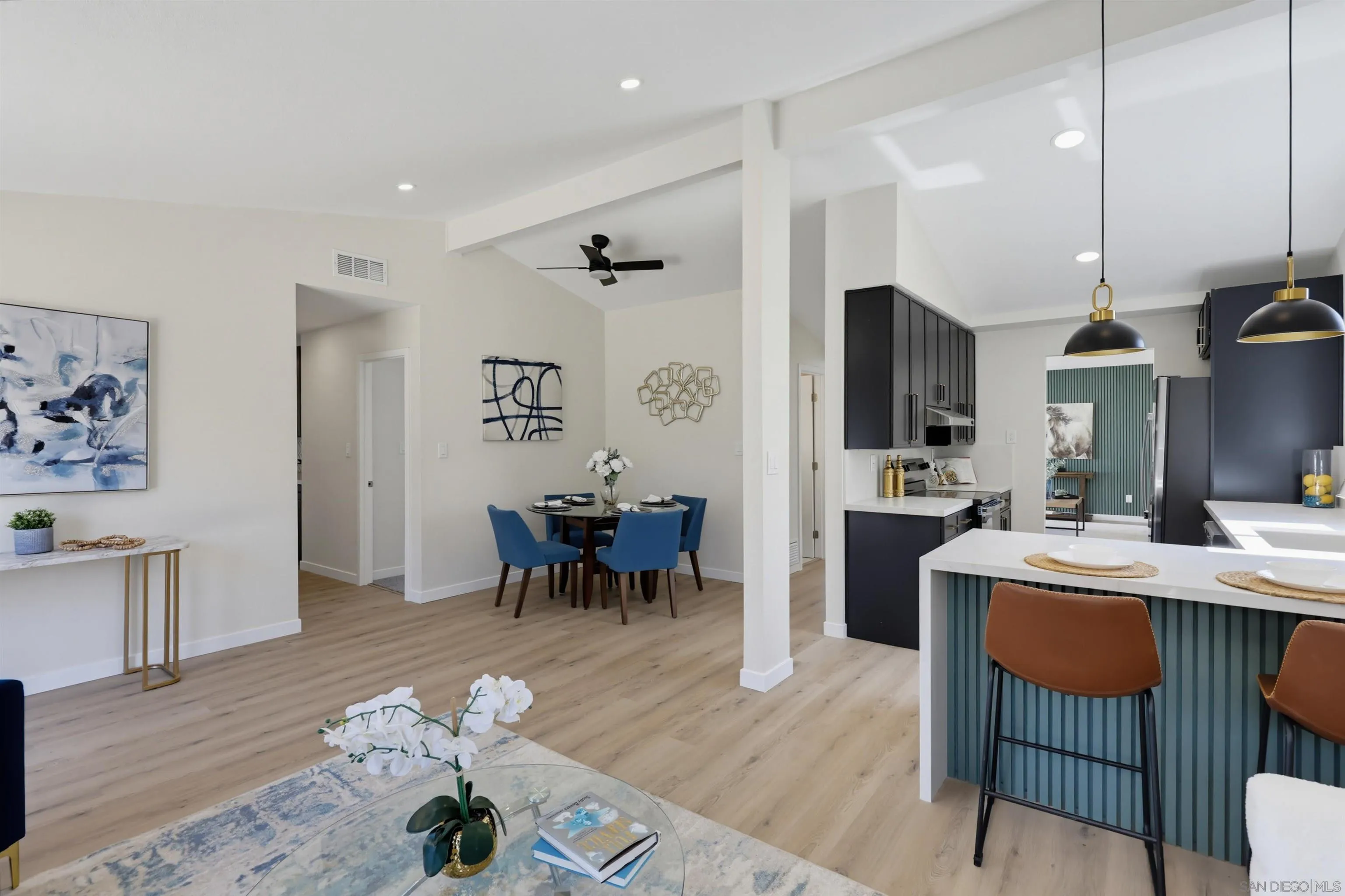 https://cdn.realtyfeed.com/cdn/127/260024223/bba283ededb72b851be338adfcdbc1b4.webp
