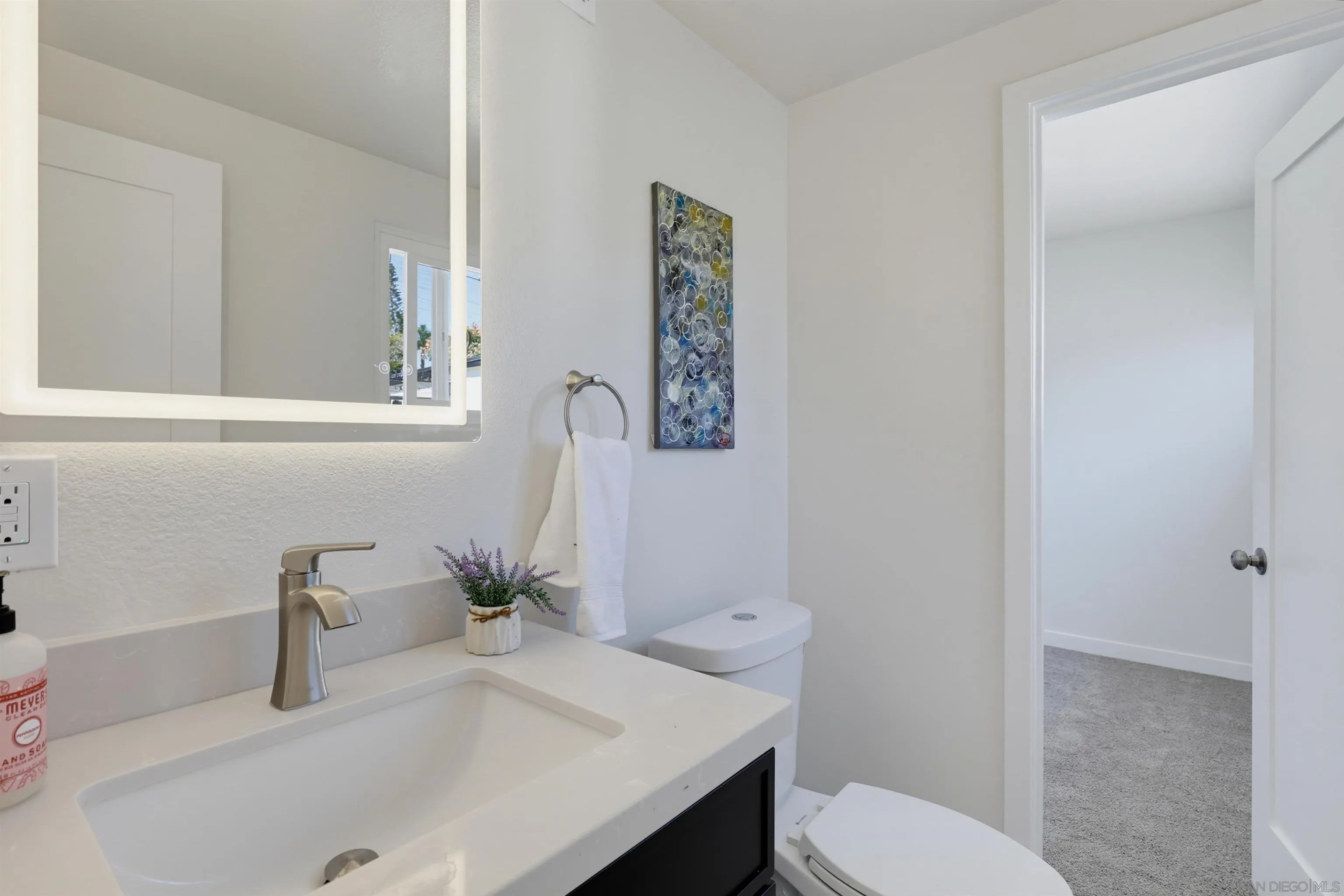 https://cdn.realtyfeed.com/cdn/127/260024223/dcaba97b0fba0344c107cd0e1736f1fc.webp