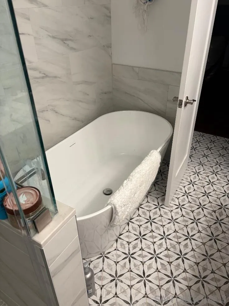 https://cdn.realtyfeed.com/cdn/127/260024233/fba9624fd85d4d557eeec1091ef6111b.webp
