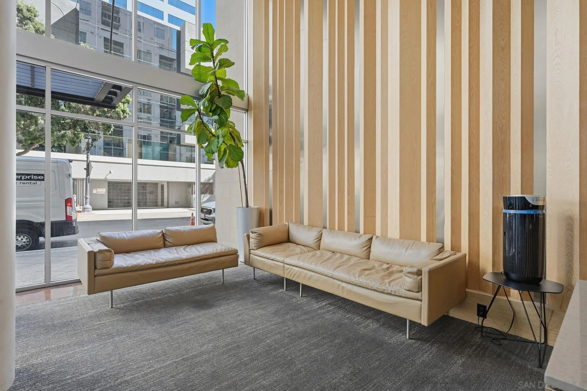 https://cdn.realtyfeed.com/cdn/127/260024234/75491dae2162163ef427d547bfdcd90a.webp