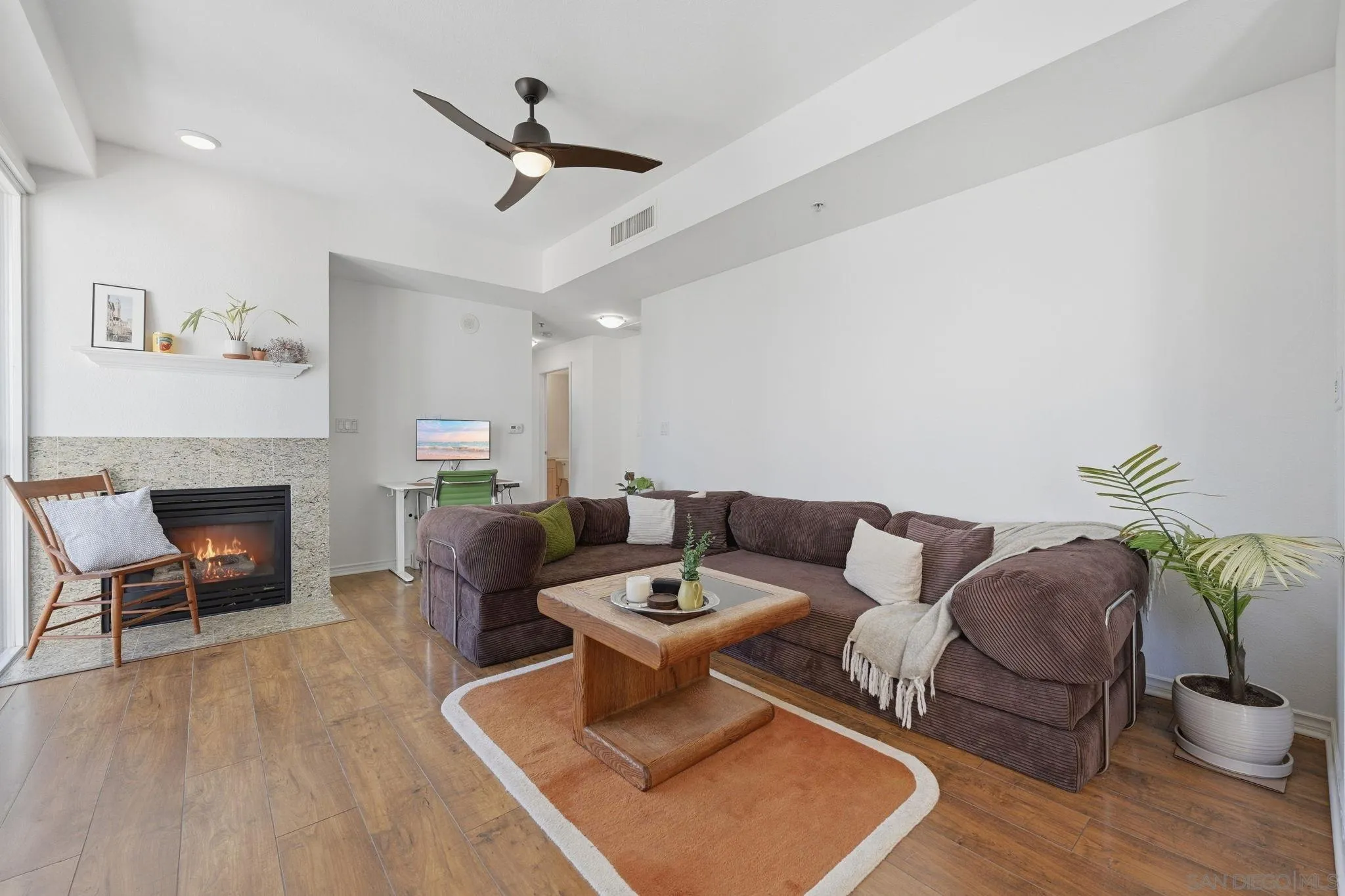 https://cdn.realtyfeed.com/cdn/127/260024234/c30ec17ab476362983930bb8a2ded31c.webp