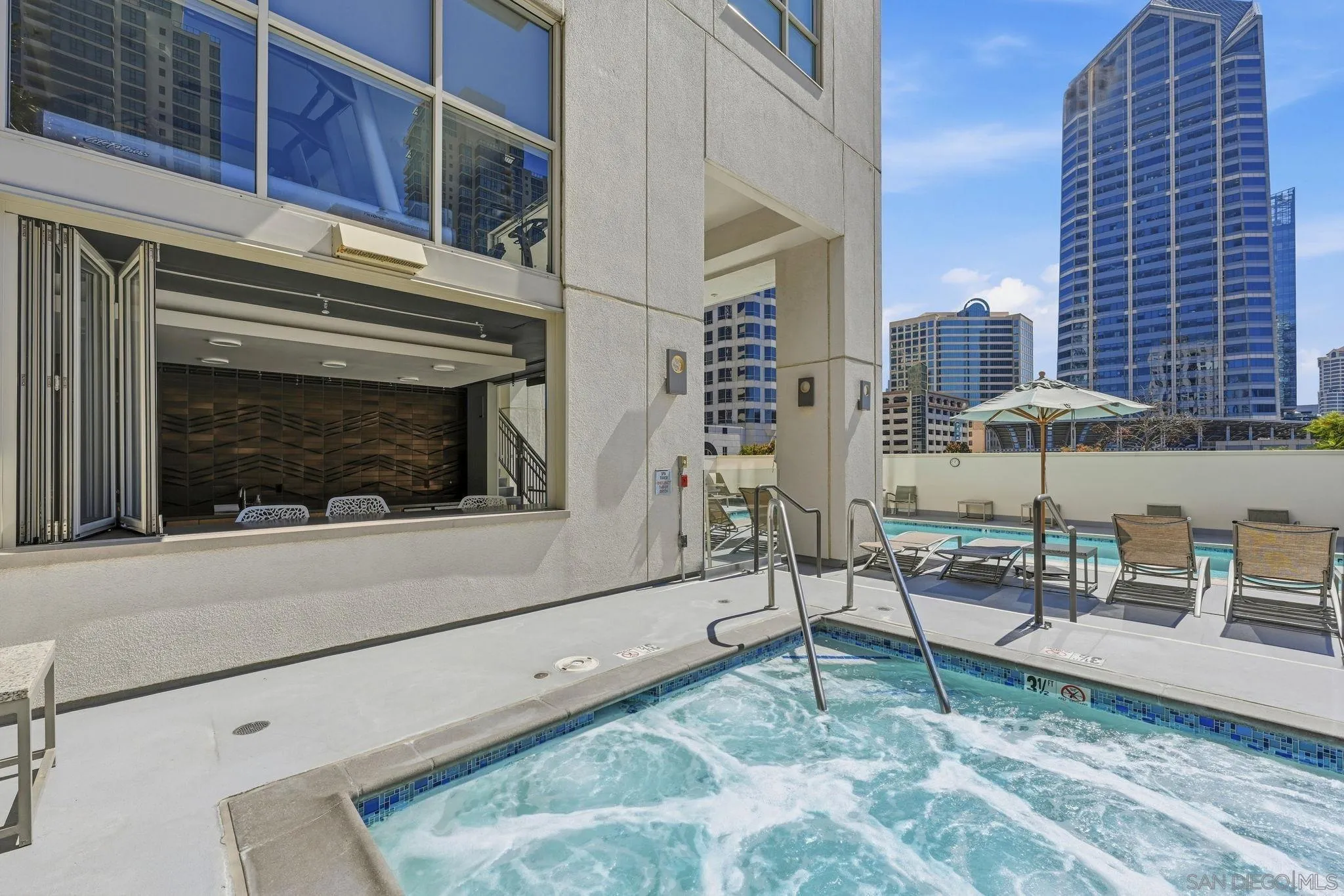 https://cdn.realtyfeed.com/cdn/127/260024234/f4237782e6cf1261f73d532a9cd7cedd.webp