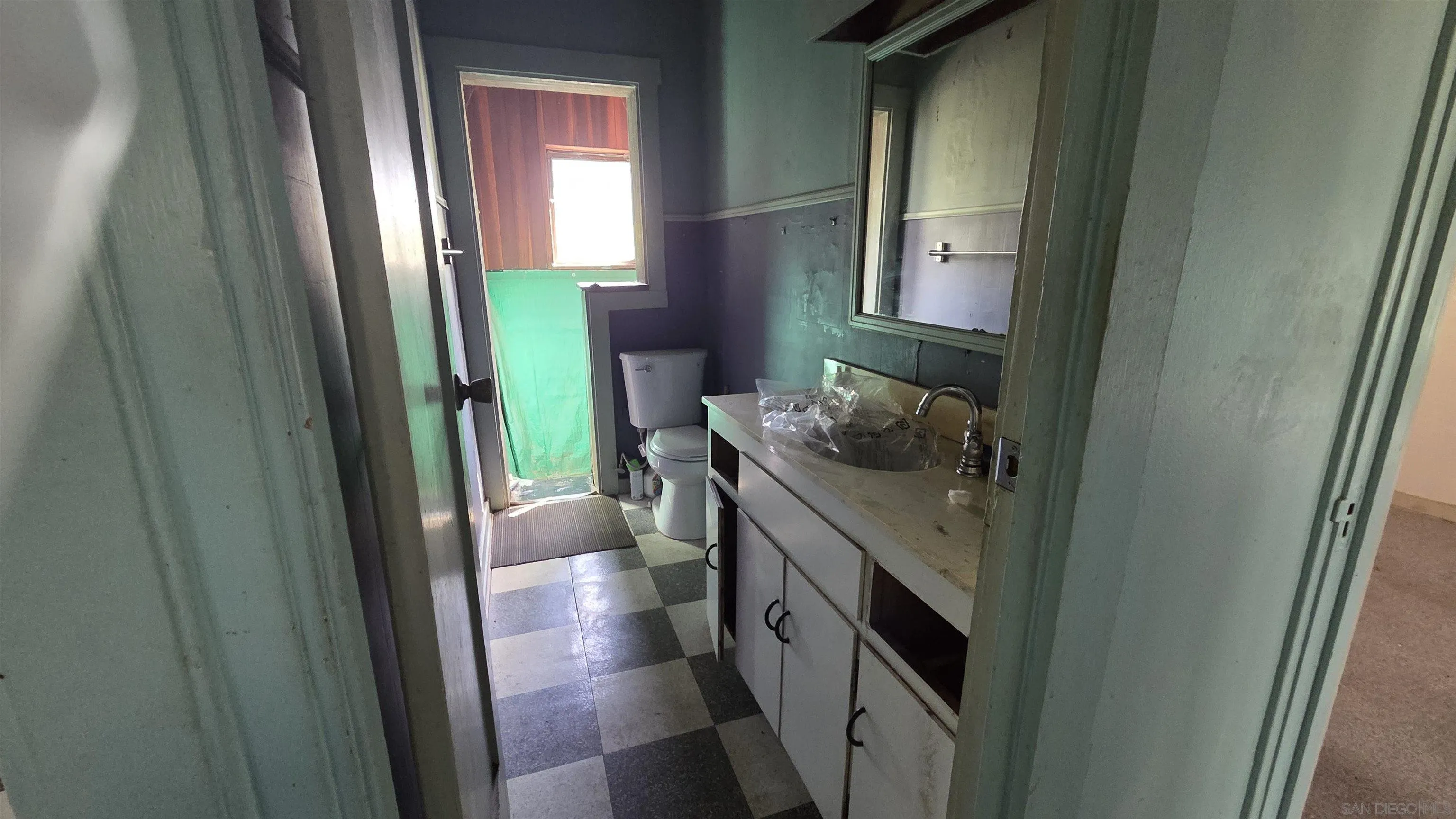 https://cdn.realtyfeed.com/cdn/127/260024235/58ddd582f7eec59866b20f5200e21da4.webp
