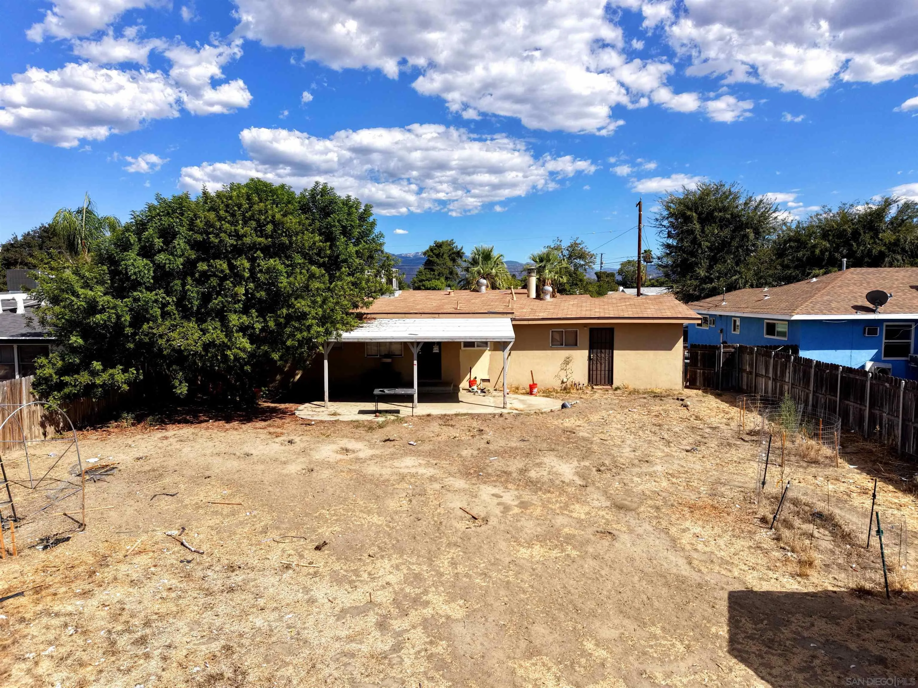 565 S Taylor St, Hemet, CA 92543, photo 6