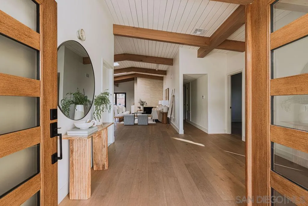 https://cdn.realtyfeed.com/cdn/127/260024243/061dc2632f44bd9fba1bd2063d2a1ffc.webp