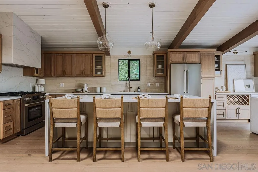 https://cdn.realtyfeed.com/cdn/127/260024243/2f48548b2c10e5e0be196b5042d65596.webp