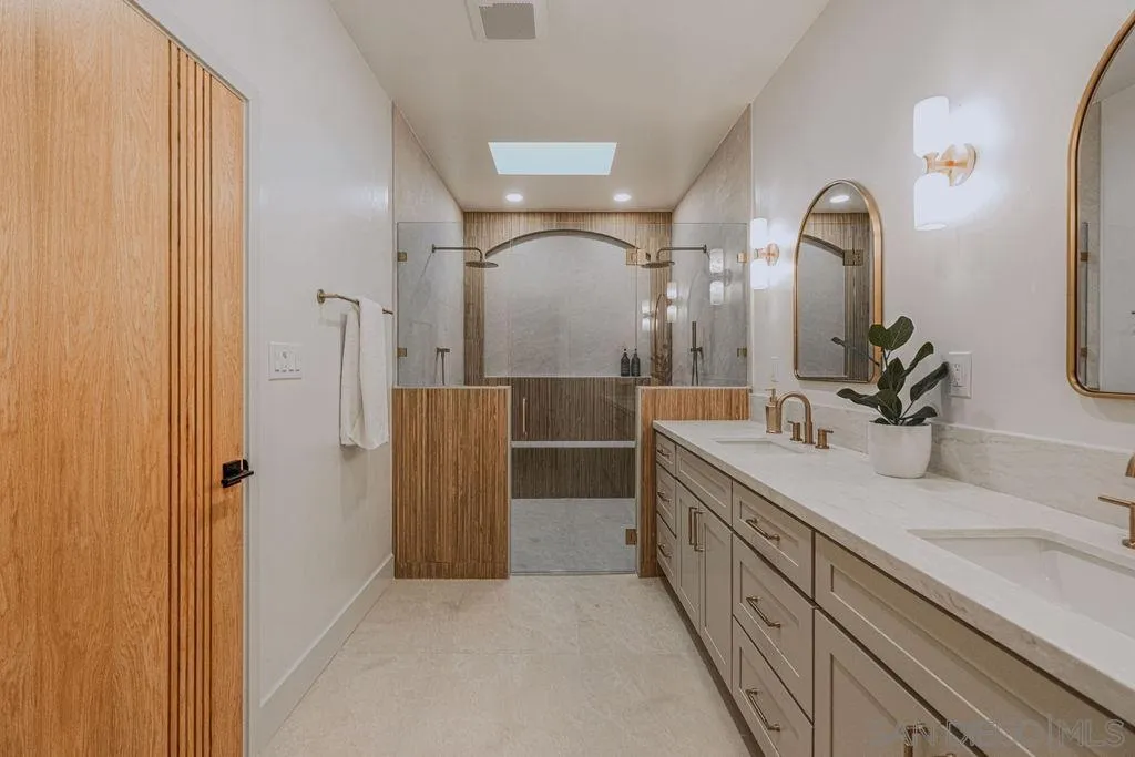 https://cdn.realtyfeed.com/cdn/127/260024243/4be8f50797443f843f3b6724005cdae4.webp