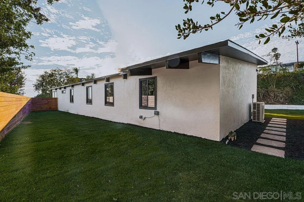 https://cdn.realtyfeed.com/cdn/127/260024243/50a086be1075d7b728ca655f636fa31d.webp