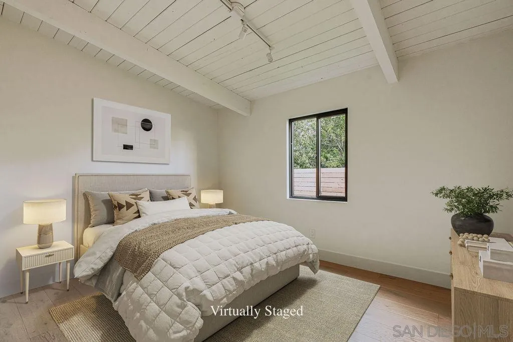 https://cdn.realtyfeed.com/cdn/127/260024243/64bde748479eb6bfede5b98a67ef4f4e.webp