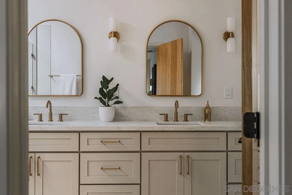 https://cdn.realtyfeed.com/cdn/127/260024243/6e83701e64888b93364c0e16c6ab2419.webp