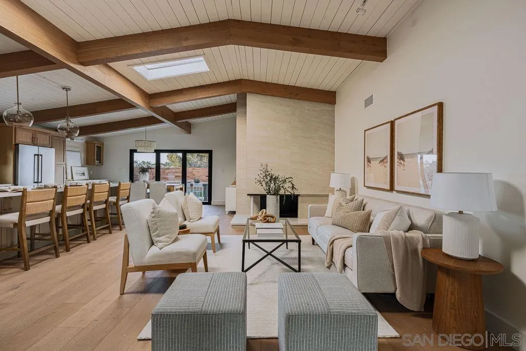 https://cdn.realtyfeed.com/cdn/127/260024243/7784d1ae97fe1c2872458ebb394751b7.webp