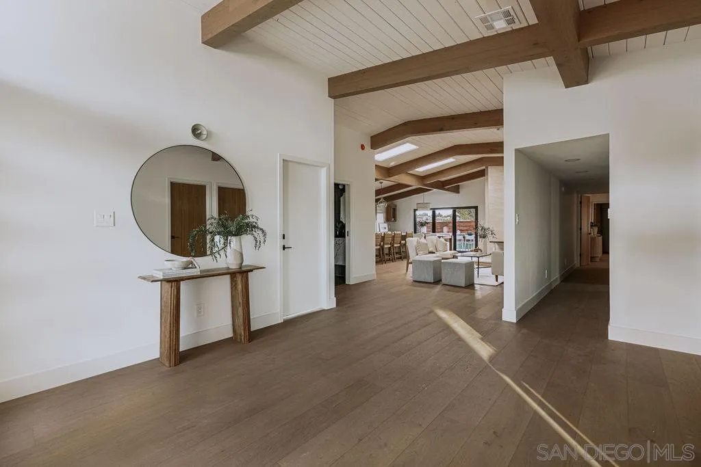 https://cdn.realtyfeed.com/cdn/127/260024243/902c784483c37fbcbd9efebbeb7c5822.webp