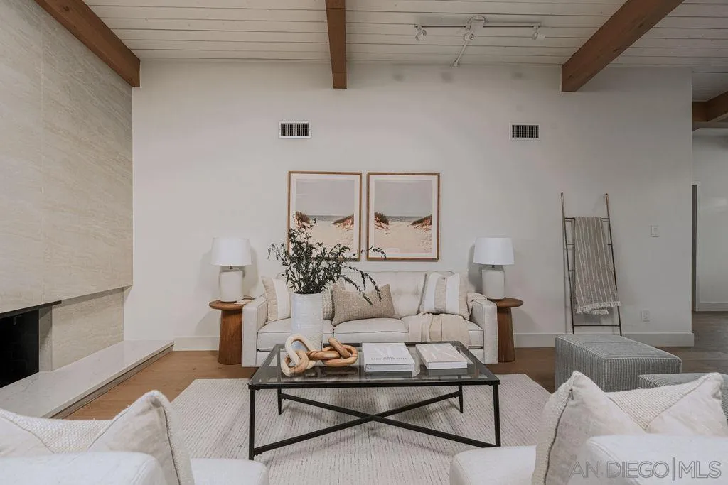 https://cdn.realtyfeed.com/cdn/127/260024243/adcf06f4878fea92d89b170b239e12c2.webp