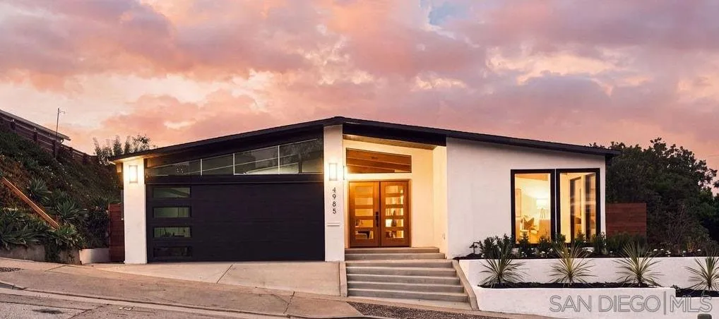 https://cdn.realtyfeed.com/cdn/127/260024243/b5b497b119200bdb5157fb113b13cbdc.webp