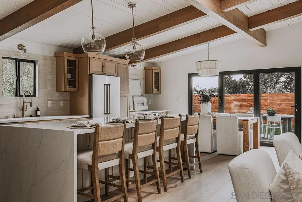 https://cdn.realtyfeed.com/cdn/127/260024243/c2ab5c9c45b306ccad0e11c8c08cd931.webp