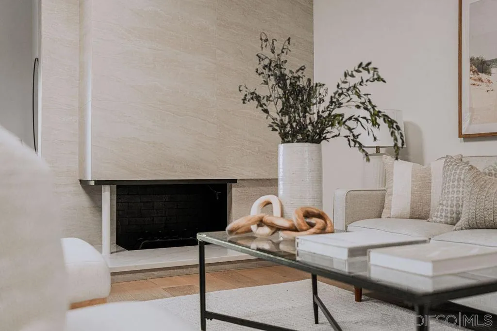 https://cdn.realtyfeed.com/cdn/127/260024243/c548dc1d06563ce319e11c3cc22b95a1.webp