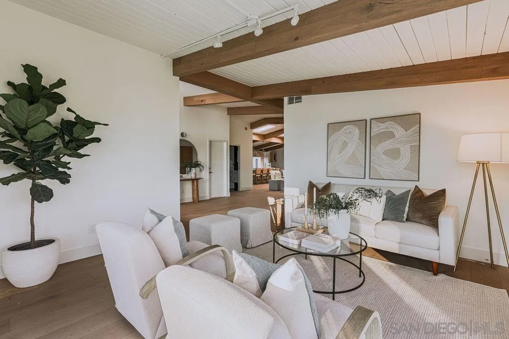 https://cdn.realtyfeed.com/cdn/127/260024243/ce3ce05852679c4af0fdf32c288c8c4a.webp