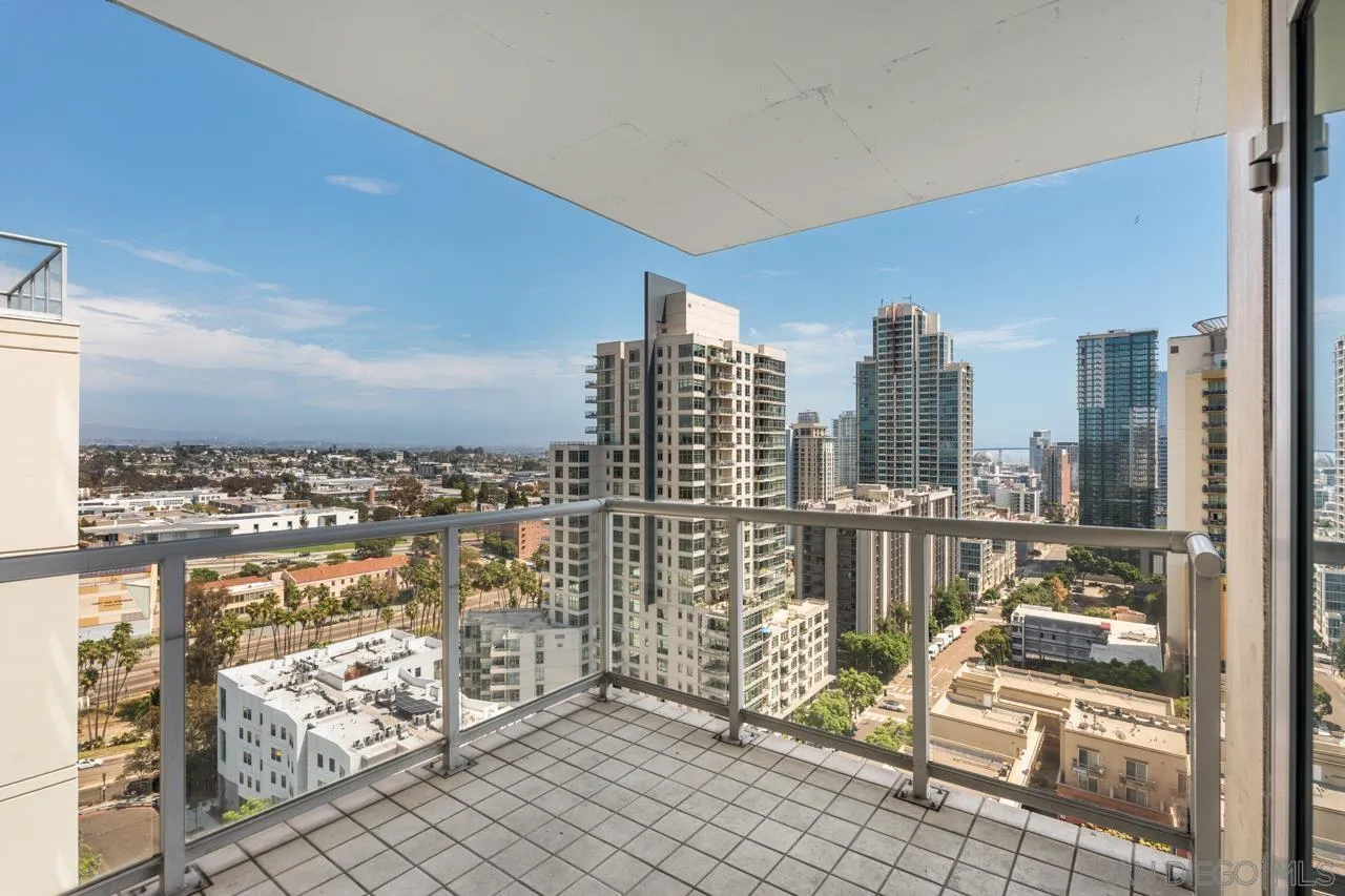 https://cdn.realtyfeed.com/cdn/127/260024265/13adf6709ef861e479148f0b98c9f112.webp