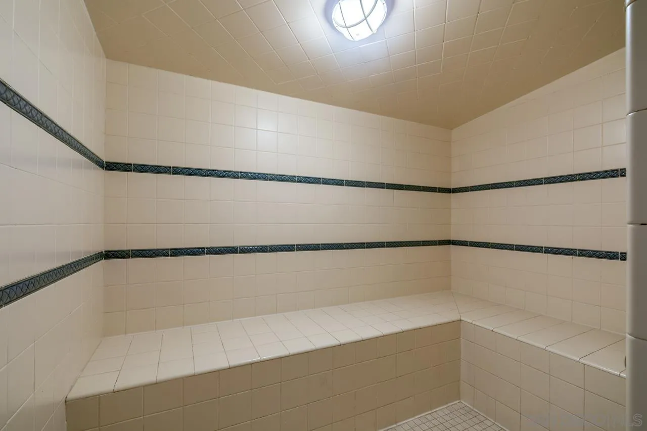 https://cdn.realtyfeed.com/cdn/127/260024265/164e6a50fa3cc2fbf29df2d6c7771066.webp