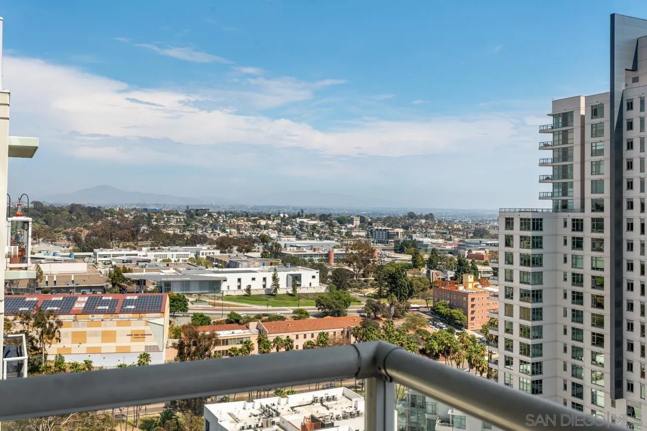 https://cdn.realtyfeed.com/cdn/127/260024265/28c089f83e1866d21ca7cb043175e94a.webp