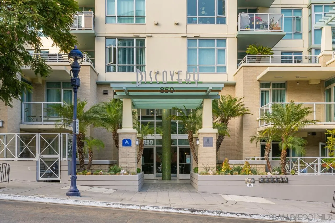 https://cdn.realtyfeed.com/cdn/127/260024265/4a74c930a38ff3f62f01277945262e14.webp