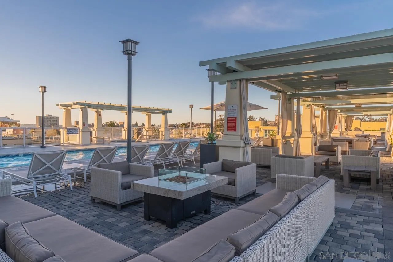 https://cdn.realtyfeed.com/cdn/127/260024265/5638d8639067b38787e9c393c8e57556.webp