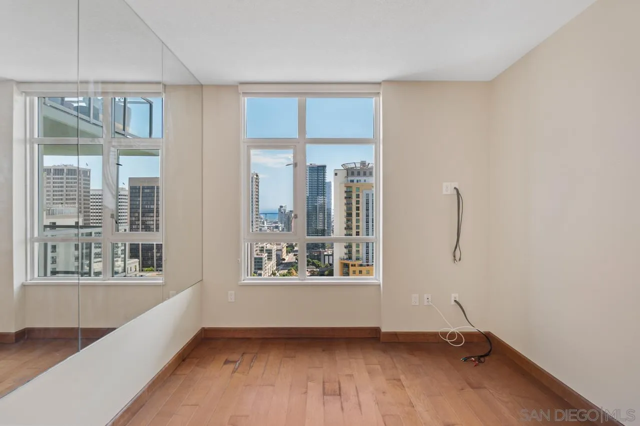 https://cdn.realtyfeed.com/cdn/127/260024265/811355aed20879da21a9749090d72334.webp