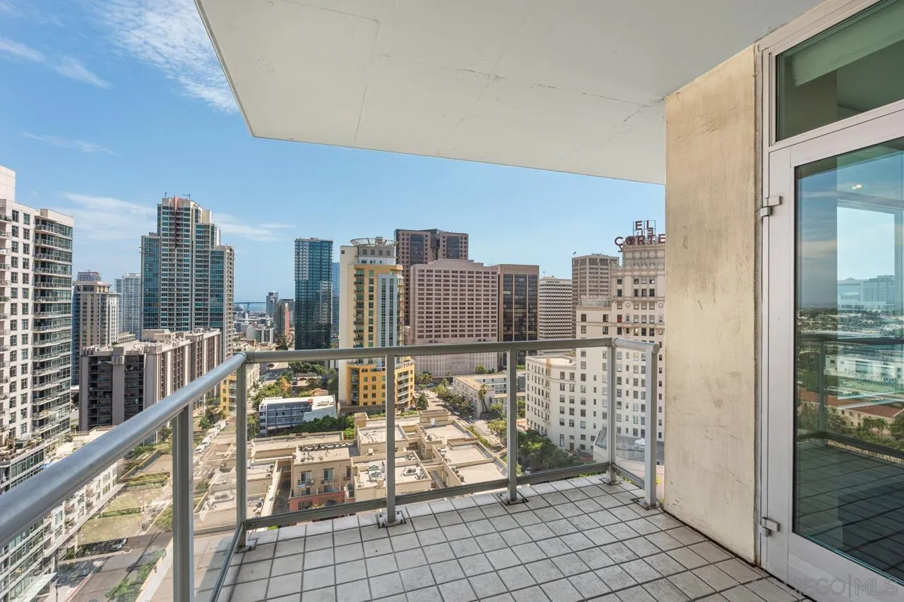 https://cdn.realtyfeed.com/cdn/127/260024265/9af70b47536f94abd887b2a5368ea4f1.webp