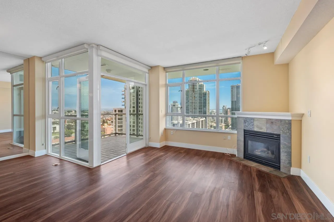 https://cdn.realtyfeed.com/cdn/127/260024265/deb219a30860a74edf623abd66f718bb.webp