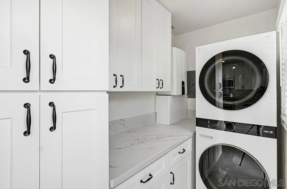 1852 Chalcedony, San Diego, CA 92109, photo 13