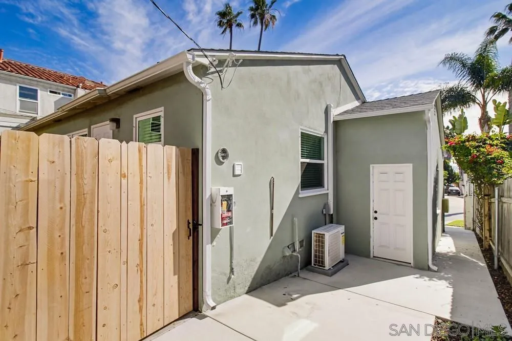 1852 Chalcedony, San Diego, CA 92109, photo 24