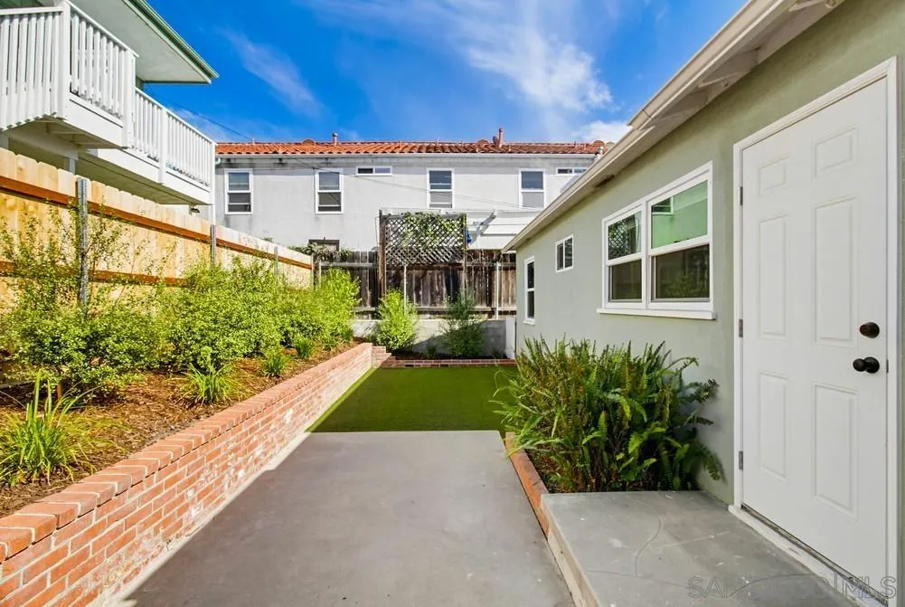 1852 Chalcedony, San Diego, CA 92109, photo 22