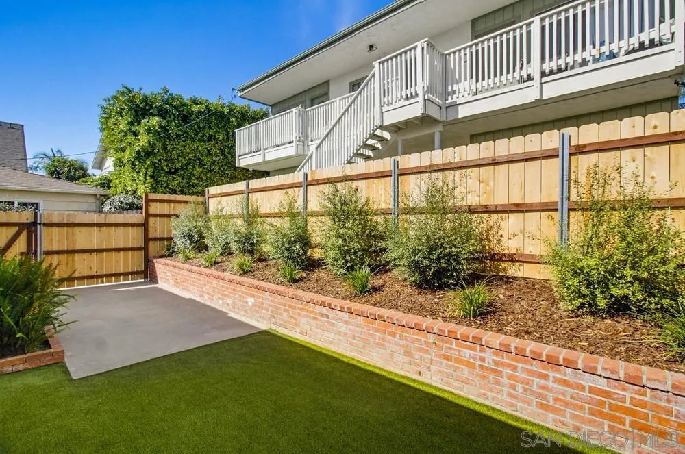 1852 Chalcedony, San Diego, CA 92109, photo 23
