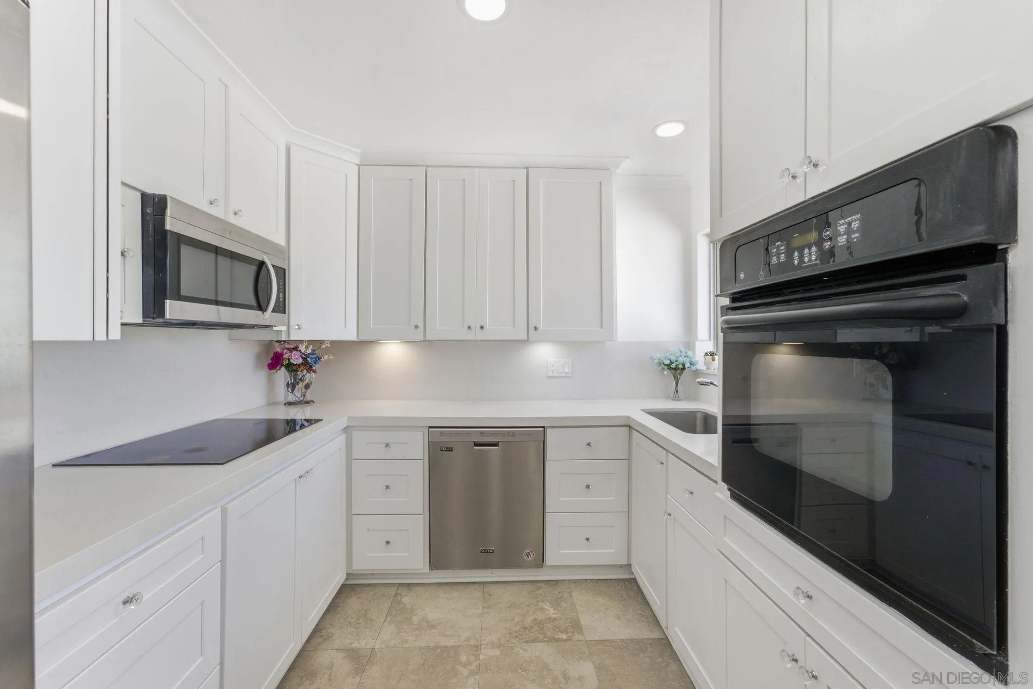 https://cdn.realtyfeed.com/cdn/127/260024286/173679c29fad87e117538d58529ef556.webp