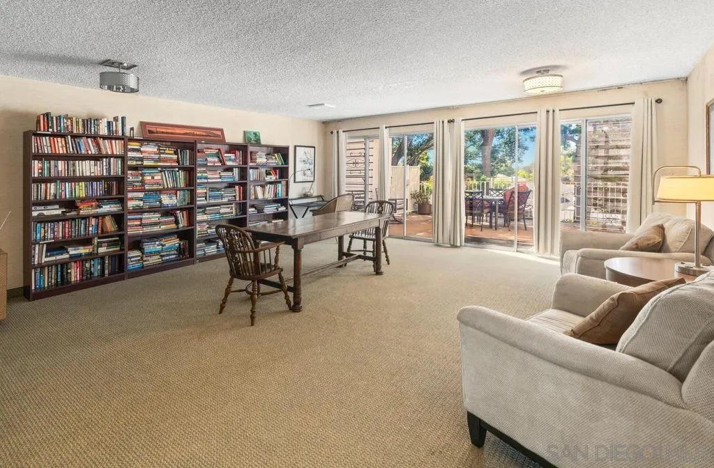 4900 Rosehedge Dr #304, La Mesa, CA 91942, photo 6