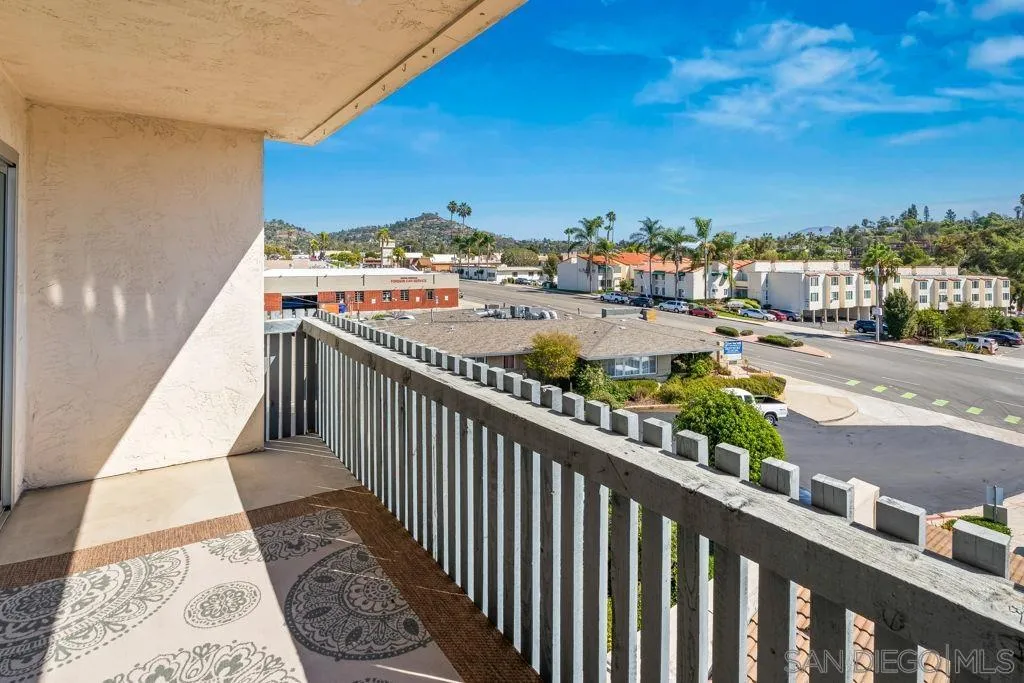 4900 Rosehedge Dr #304, La Mesa, CA 91942, photo 11